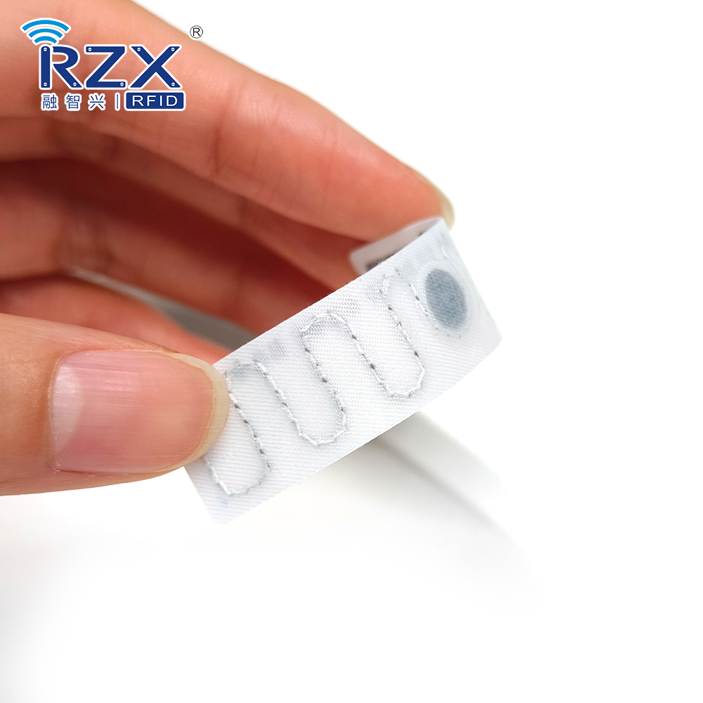 RFID洗衣標簽（噴序列號、QR碼、帶背膠） (9).jpg